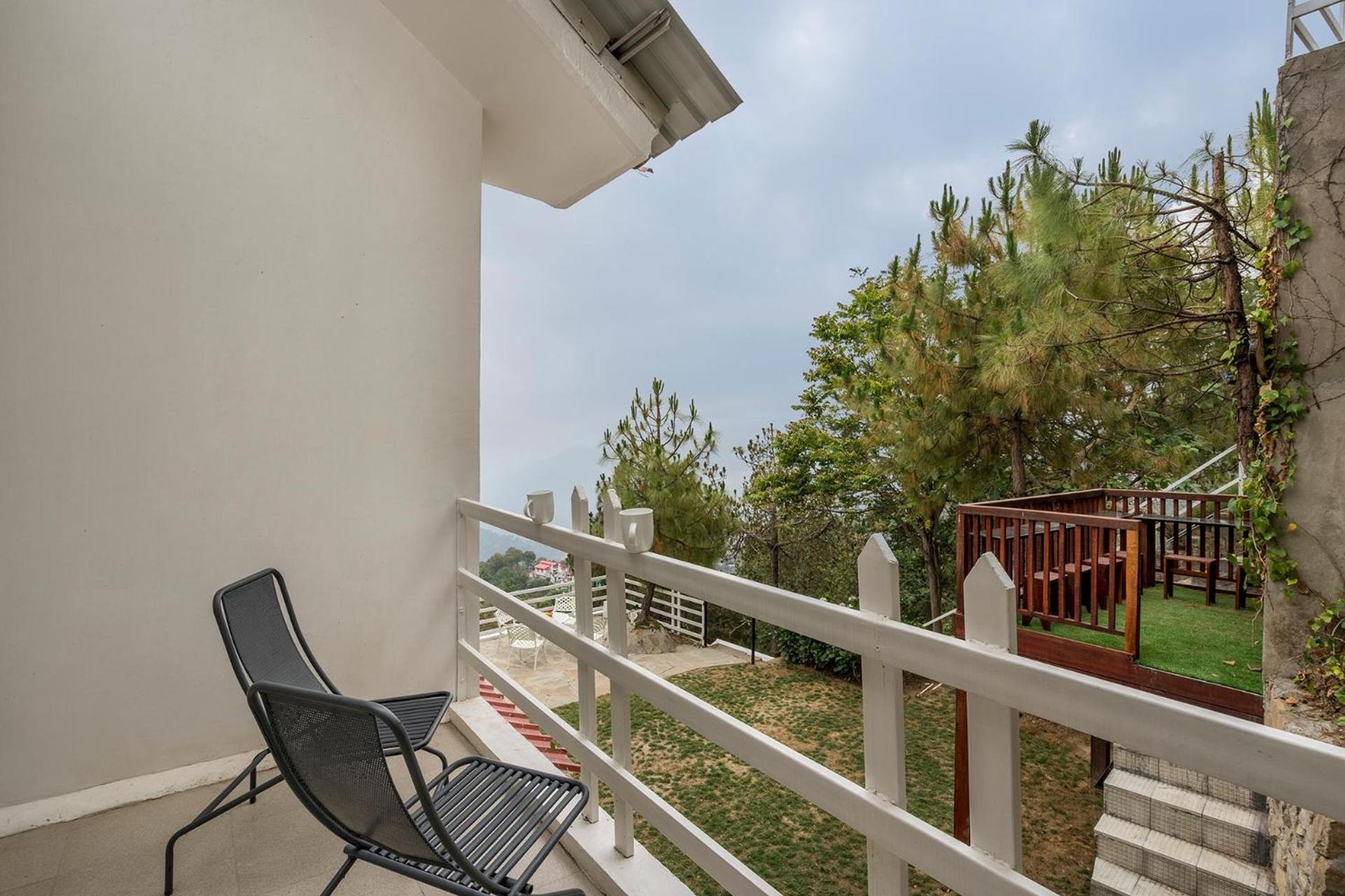 Stayvista At Bellevue With Outdoor Jacuzzi كاساولى المظهر الخارجي الصورة
