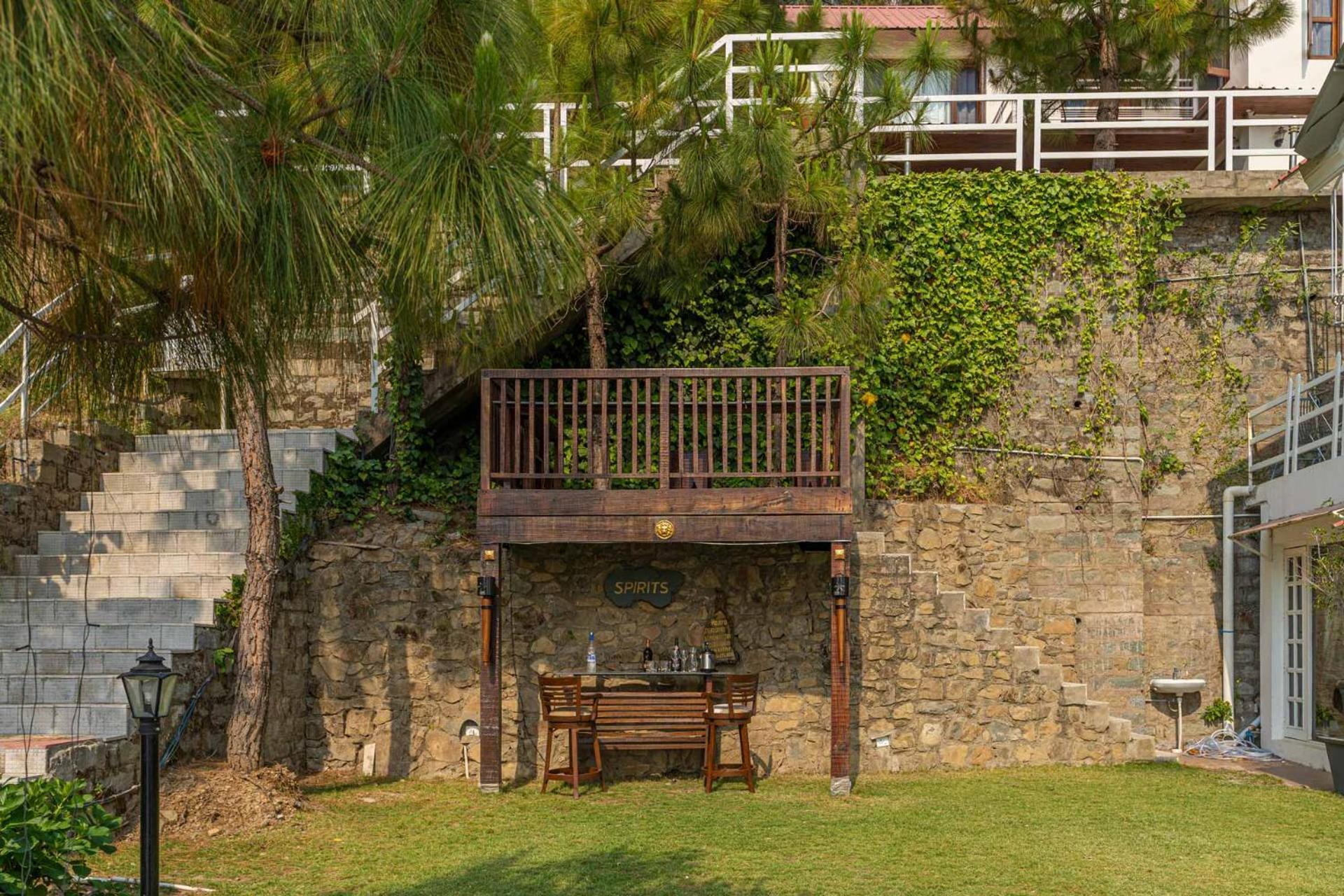 Stayvista At Bellevue With Outdoor Jacuzzi كاساولى المظهر الخارجي الصورة